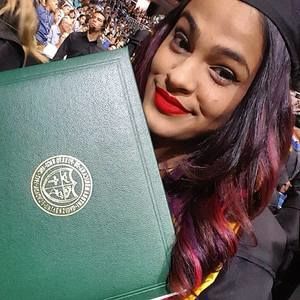 Meet your Posher, Fany